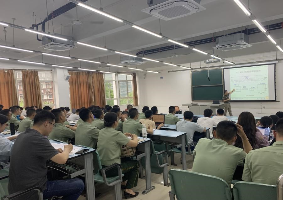 西南交通大學(xué)計(jì)算機(jī)學(xué)院與武警警官學(xué)院交流活動(dòng)圓滿舉行——共研計(jì)算機(jī)軟硬件技術(shù)新篇章